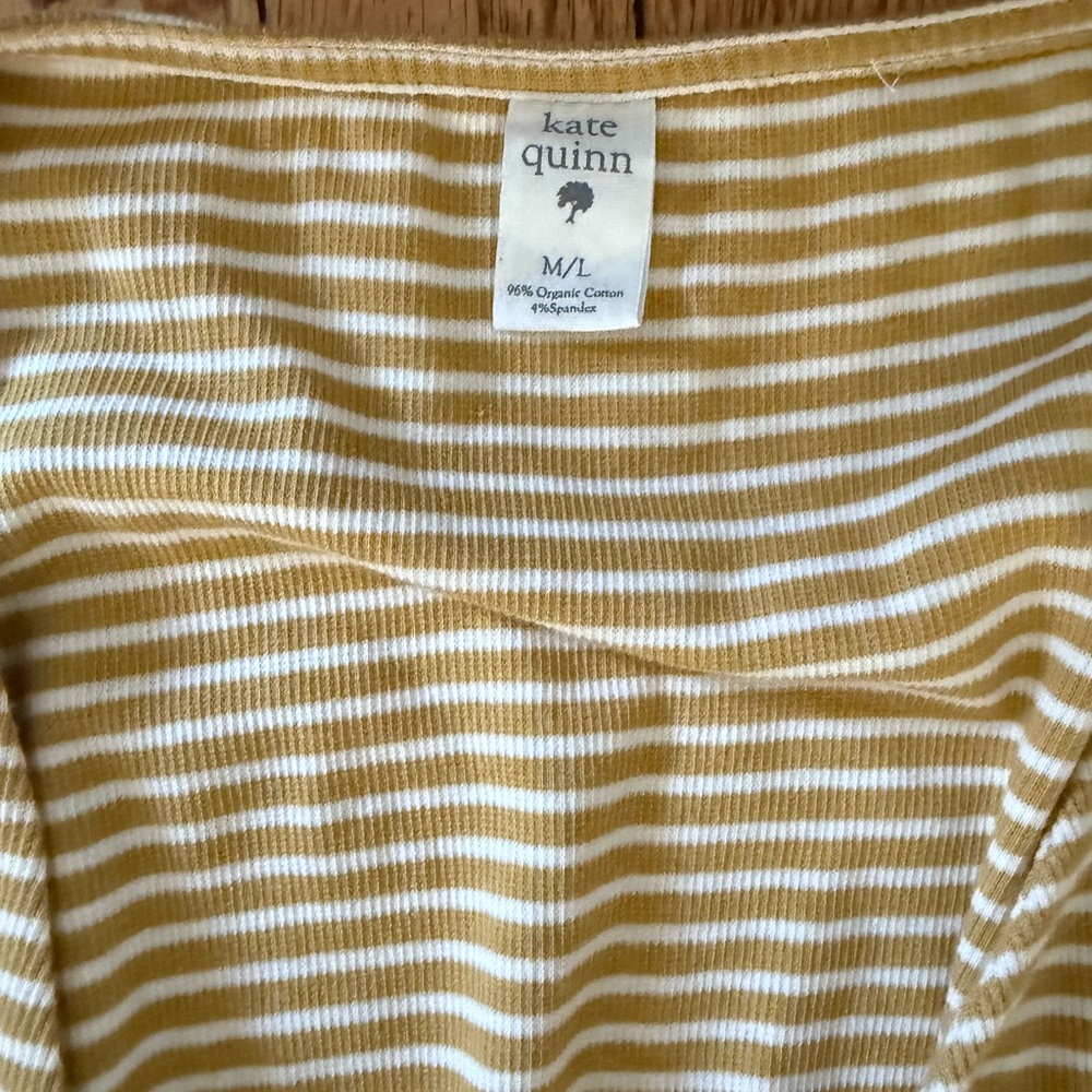 kate quinn Striped Short Women’s Robe - Size Medium / Large - Picture 2 of 3